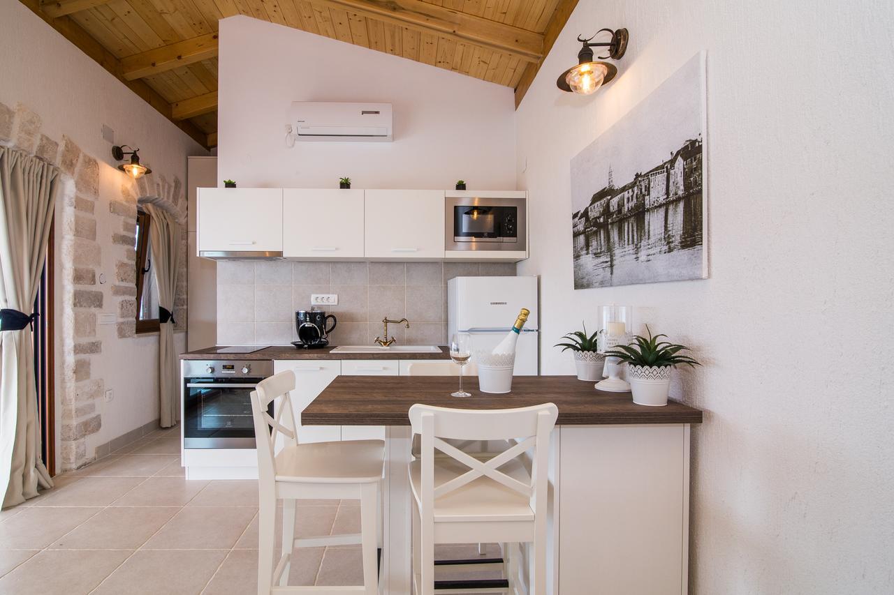 Estate Villa Duo Biograd Na Moru Exterior photo